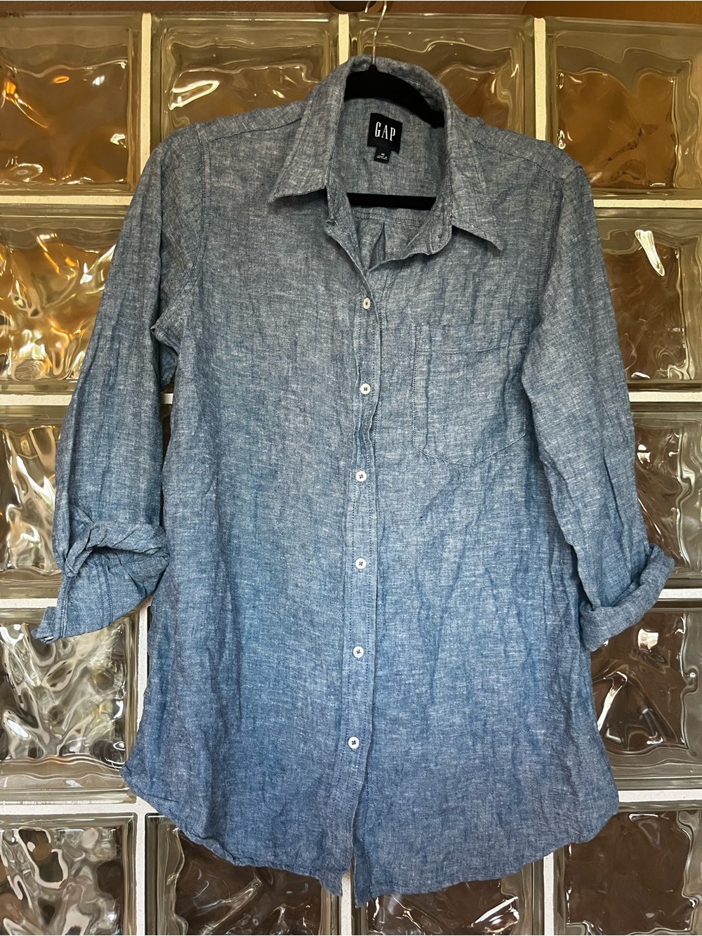 GAP Women's Light Blue Button-Down Shirt